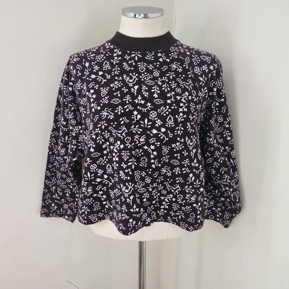 United Colors Of Benetton Tops - Vintage United Colors of Benetton Mock Neck Graphic‎ Print Cotton Top Womens M
